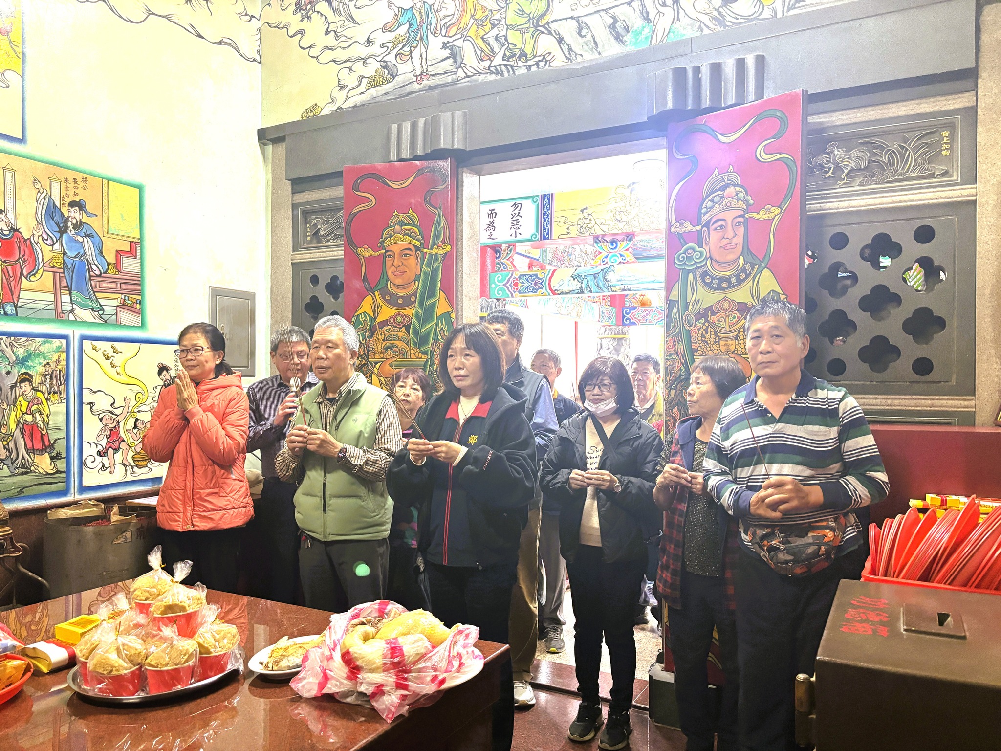 區長、里長及地方仕紳參拜祈福